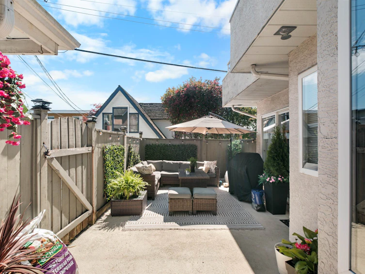 230 St. Patricks Avenue, North Vancouver, BC, V7L 3N4 - 8