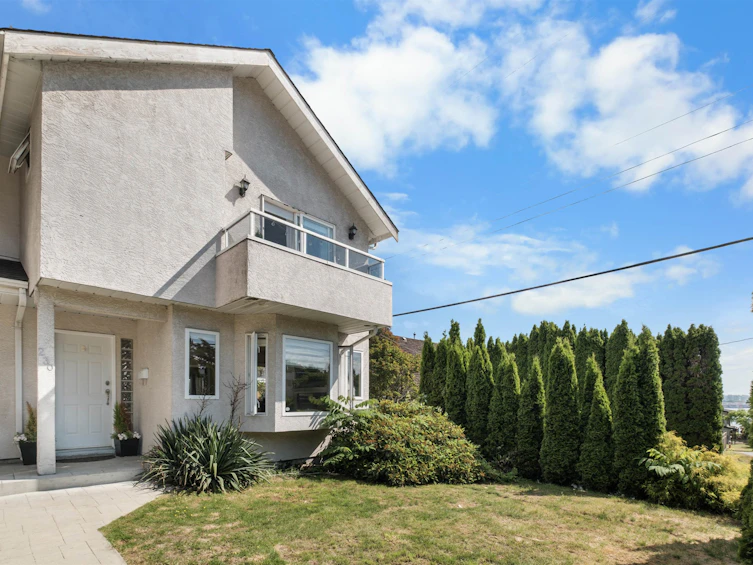 230 St. Patricks Avenue, North Vancouver, BC, V7L 3N4 - 19