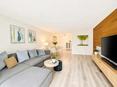 106-6669 Telford Avenue - 2