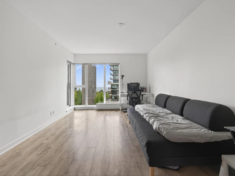 1103-8940 University Crescent, Burnaby, BC, V5A 0E7 - 4