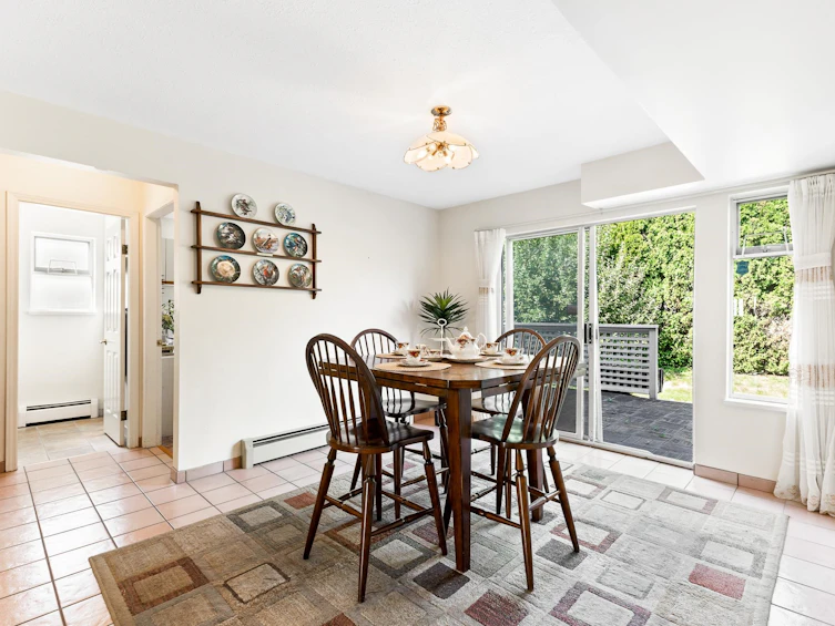 5843 Carson Street, Burnaby, BC, V5J 2Z7 - 13