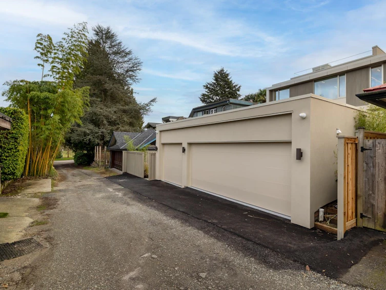 4521 Langara Avenue, Vancouver, BC, V6R 1C9 - 32