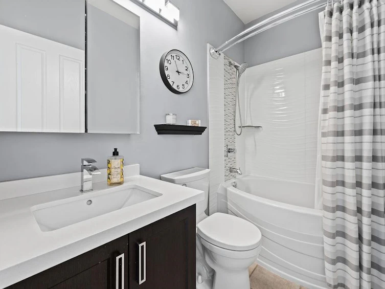 313-1675 W 10th Avenue, Vancouver, BC, V6J 2A2 - 17
