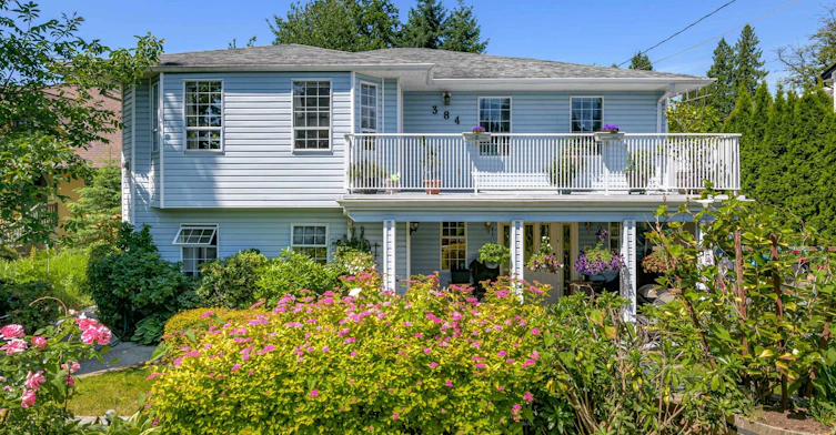 384 Blue Mountain Street, Coquitlam, BC, V3K 4J8
