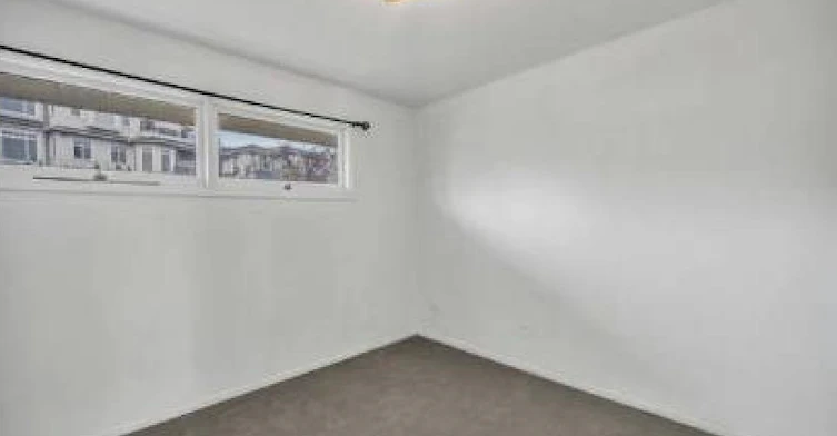 2208 Burquitlam Drive, Vancouver, BC, V5P 2P1 - 10