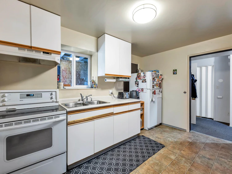 5927 184 Street, Surrey, BC, V3S 4N2 - 24