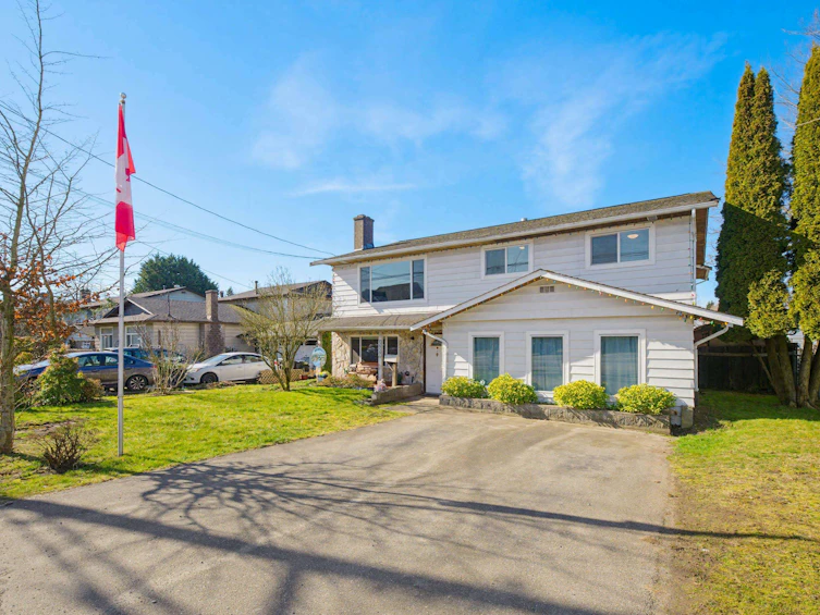 5927 184 Street, Surrey, BC, V3S 4N2 - 2