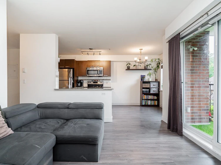 313-13883 Laurel Drive, Surrey, BC, V3T 1A8 - 7