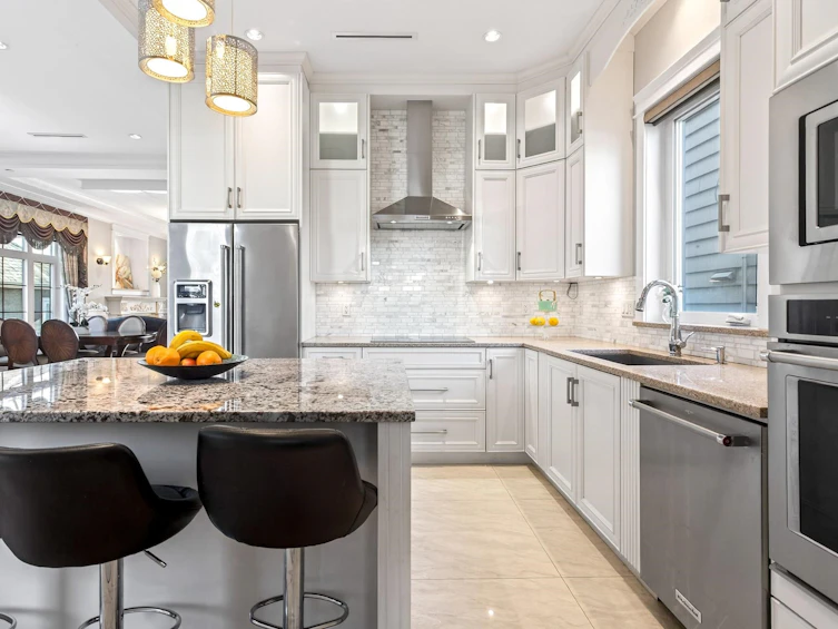2989 W 32nd Avenue, Vancouver, BC, V6L 2B8 - 10