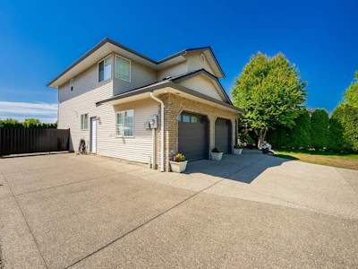 4633 222a Street - 2