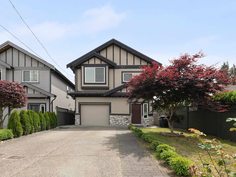 7348 11th Avenue, Burnaby, BC, V3N 2N1