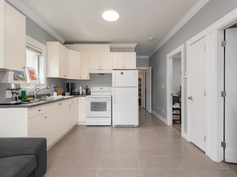 7348 11th Avenue, Burnaby, BC, V3N 2N1 - 20