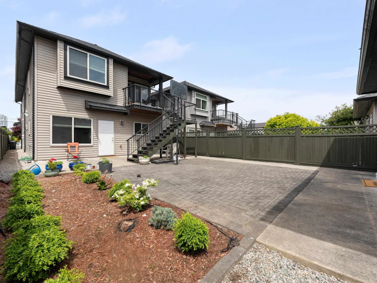 7348 11th Avenue, Burnaby, BC, V3N 2N1 - 28