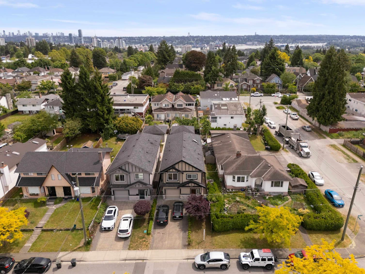 7348 11th Avenue, Burnaby, BC, V3N 2N1 - 29
