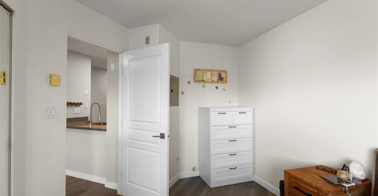 PH414-488 Kingsway, Vancouver, BC, V5T 3J9 - 17