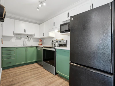 418-2962 Trethewey Street - 5
