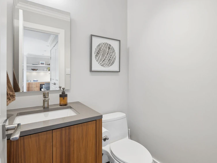 752 Shaw Avenue, Coquitlam, BC, V3K 2R8 - 16
