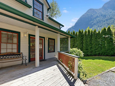 1075 3rd Avenue - 3