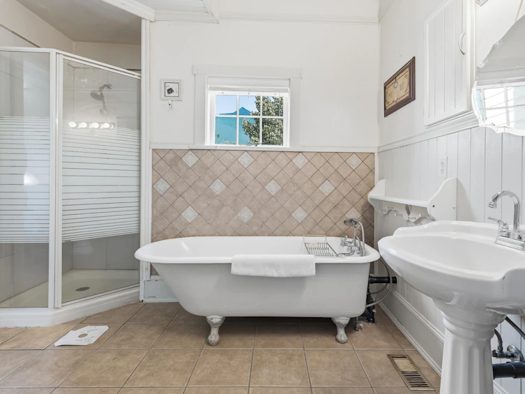 1075 3rd Avenue, Hope, BC, V0X 1L0 - 16