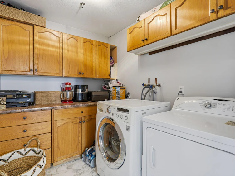 331-22661 Lougheed Highway, Maple Ridge, BC, V2X 2V4 - 22