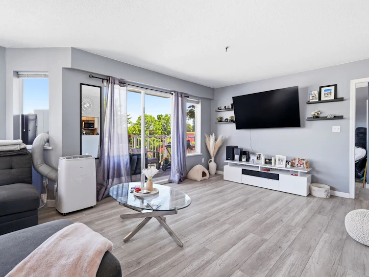 331-22661 Lougheed Highway, Maple Ridge, BC, V2X 2V4 - 8