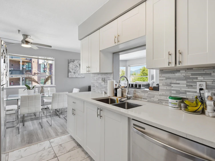 331-22661 Lougheed Highway, Maple Ridge, BC, V2X 2V4 - 14