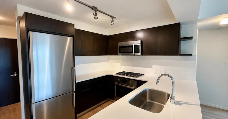8xx-7888 Ackroyd Road, Richmond, BC, V6X 0M9