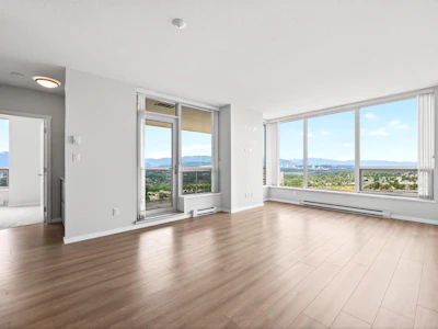 2806-6638 Dunblane Avenue - 2