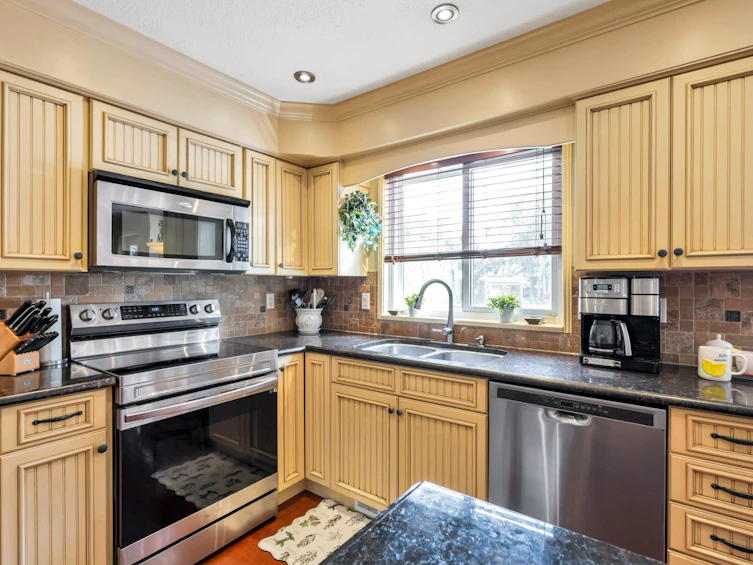 6114 187a Street, Surrey, BC, V3S 7R6 - 12