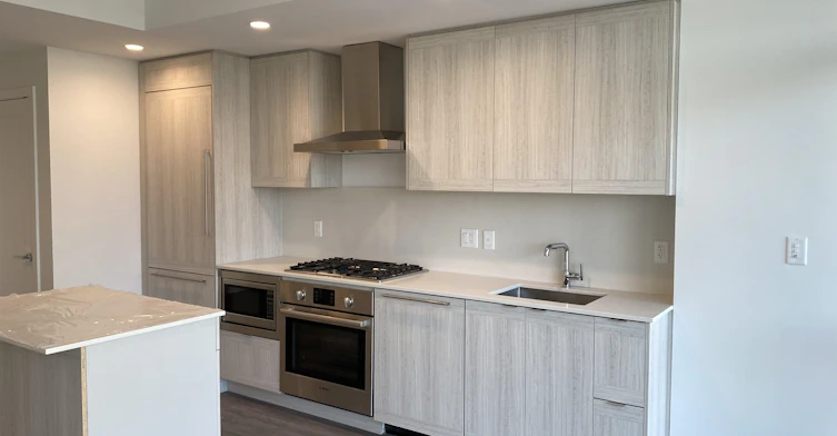 11xx-2351 Beta Avenue, Burnaby, BC, V5C 0M2