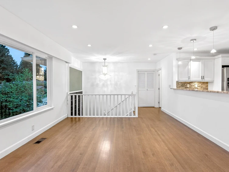 4938 Redonda Drive, North Vancouver, BC, V7R 3J9 - 8