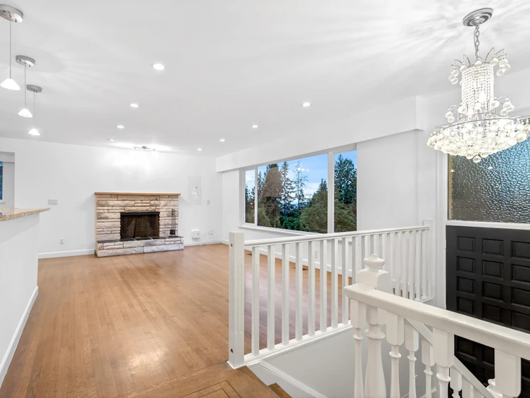 4938 Redonda Drive, North Vancouver, BC, V7R 3J9 - 5