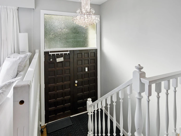 4938 Redonda Drive, North Vancouver, BC, V7R 3J9 - 14