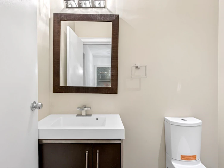 4938 Redonda Drive, North Vancouver, BC, V7R 3J9 - 16