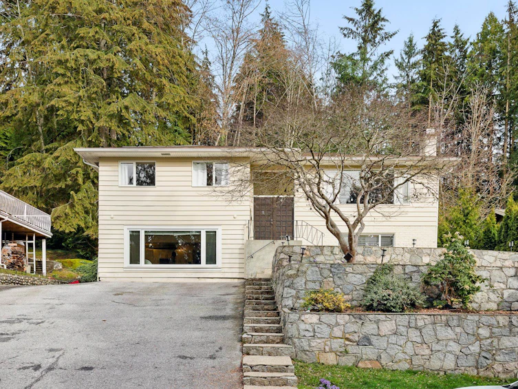 4938 Redonda Drive, North Vancouver, BC, V7R 3J9 - 35