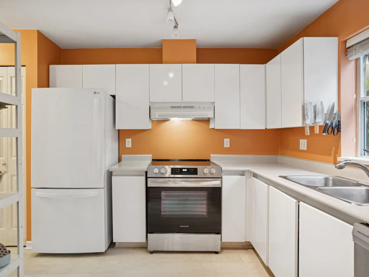 102-1199 Westwood Street, Coquitlam, BC, V3B 7P6 - 7