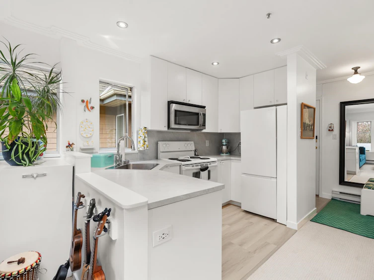 E301-623 W 14th Avenue, Vancouver, BC, V5Z 1P7 - 15