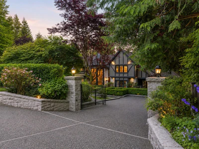 2980 Palmerston Avenue - 4