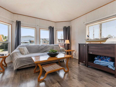 22-26892 Fraser Highway - 3