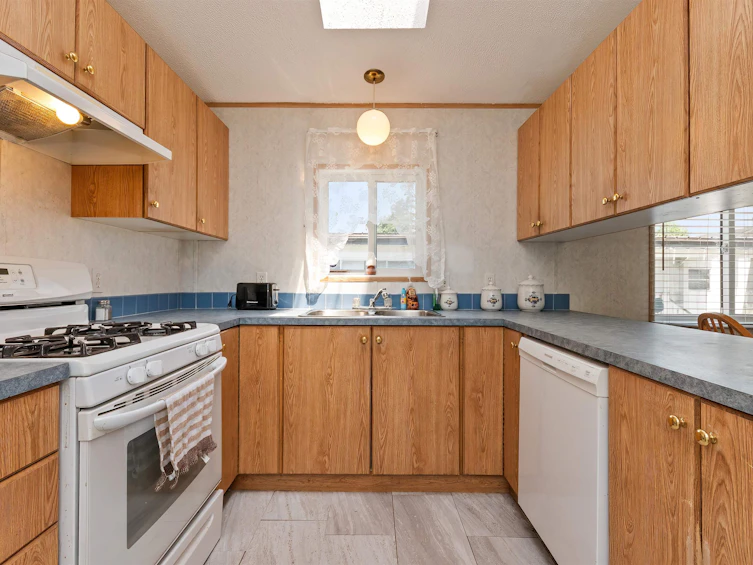 22-26892 Fraser Highway, Langley, BC, V4W 3T5 - 11