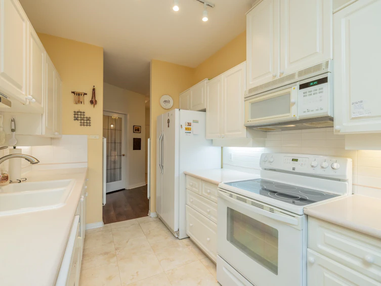 110-1300 Hunter Road, Delta, BC, V4L 1Y8 - 6
