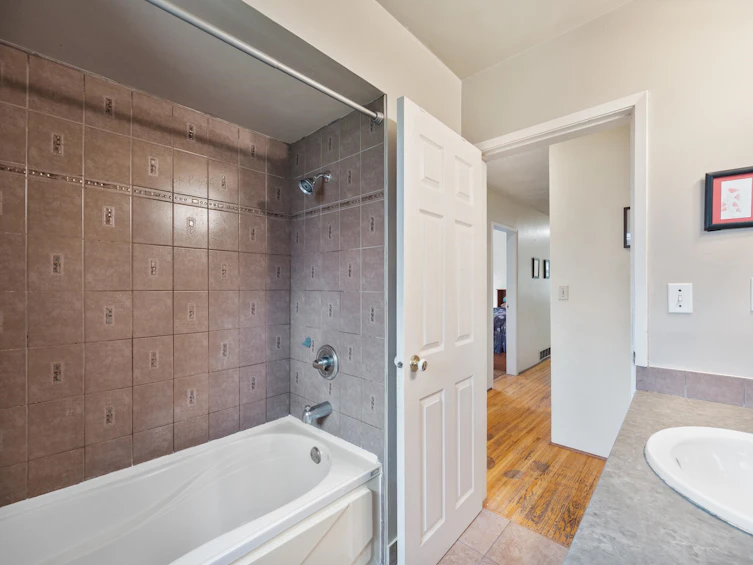 1530 Sherlock Avenue, Burnaby, BC, V5A 2M8 - 26