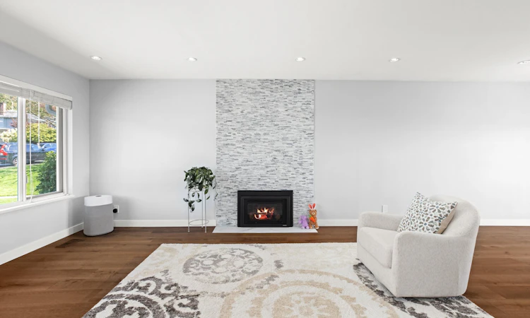 219 E 26th Street