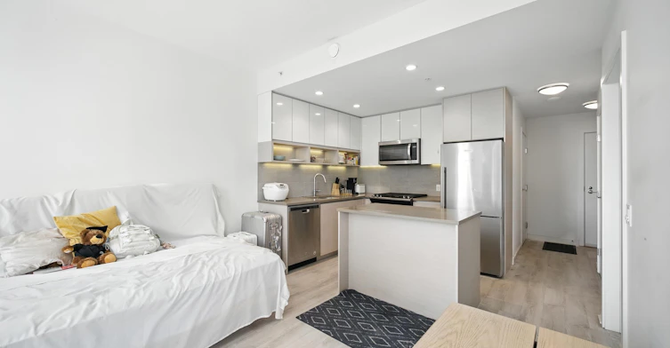 4xx-8850 University Crescent, Burnaby, BC, V5A 0C8 - 5
