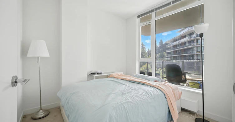 4xx-8850 University Crescent, Burnaby, BC, V5A 0C8 - 8