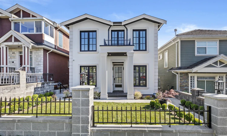 134 E 63rd Avenue