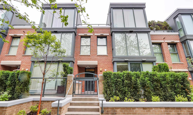 1405 W 7th Avenue