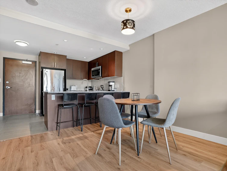 2102-2978 Glen Drive, Coquitlam, BC, V3B 0C3 - 11