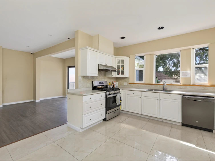 3456 W 36th Avenue, Vancouver, BC, V6N 2R9 - 8