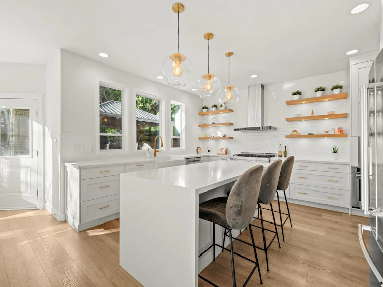 1725 Orkney Place, North Vancouver, BC, V7H 2Z1 - 4